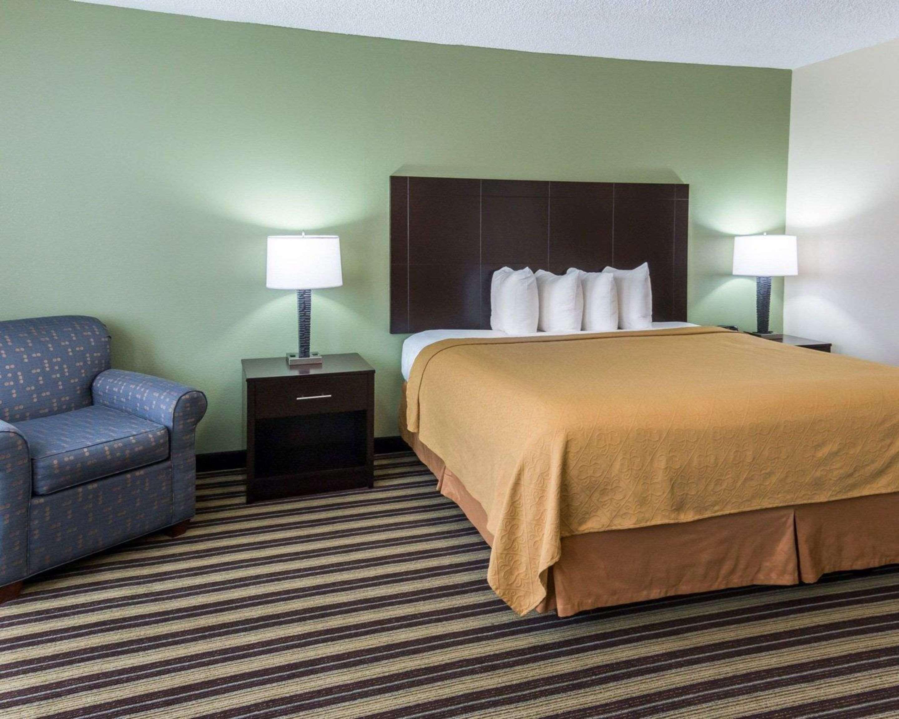Quality & Hotel West Monroe