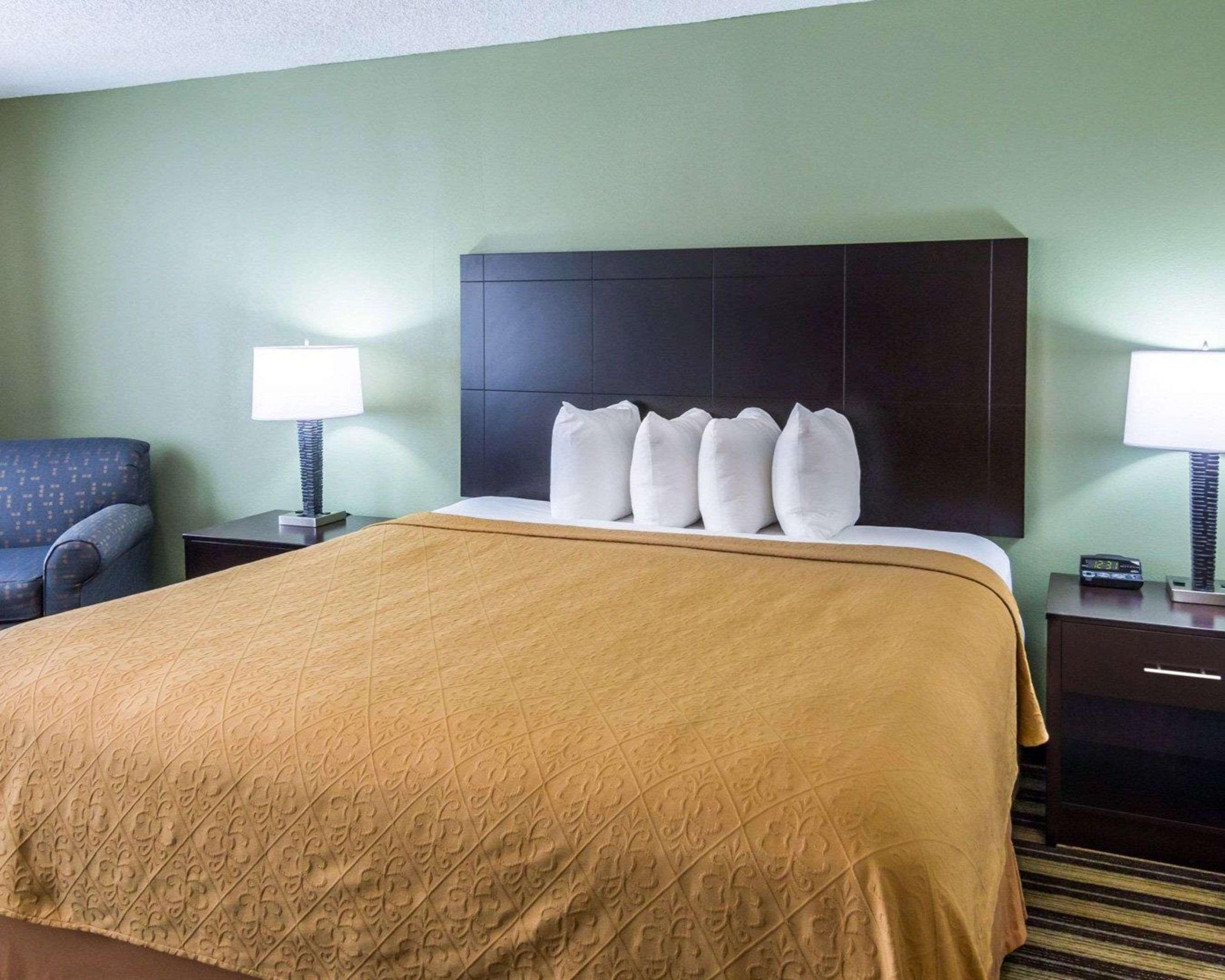 Quality & Hotel