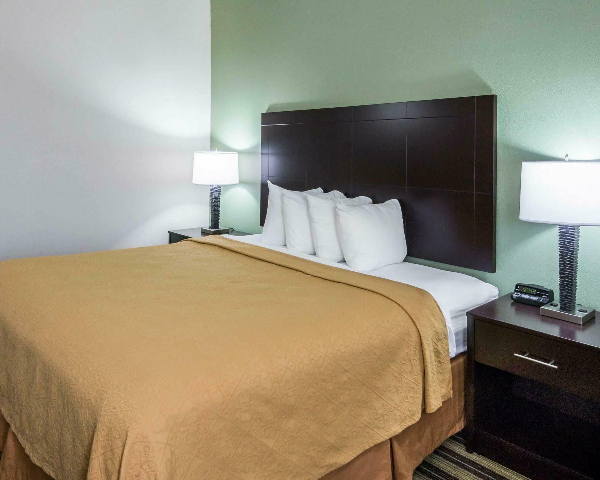 Quality & Hotel 4*